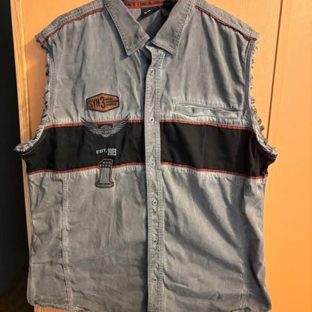 Harley Davidson Motorcycle Men’s sz XL iron bond sleeveless shirt denim vest